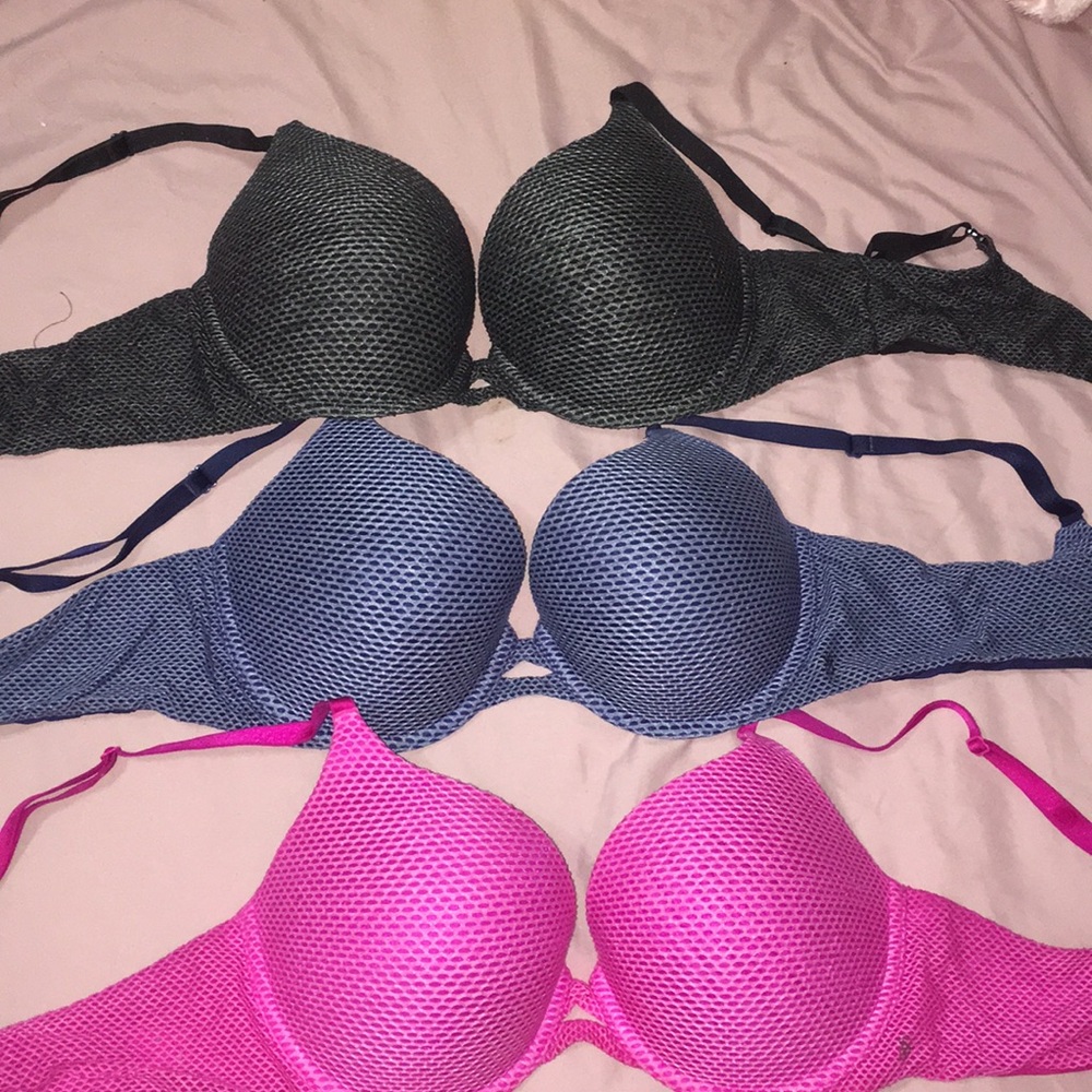 VS bras